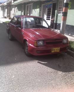 vendo carro ibague, colombia