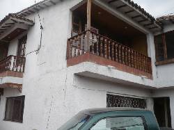 En Ilarco, casa grande de 9 al. con balcon Bogot�, Colombia