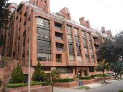 VENTA APARTAMENTO LAGARTOS HERMOSO,  AMPLIO BOGOTA, COLOMBIA