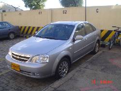 alquiler de vehiculos  bogota , colombia 