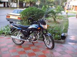 vendo moto kawasaki wind125 medellin, colombia