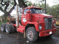 VENDO CABEZOTE TRACTOMULA DODGE MODELO 1973 Cali, Colombia