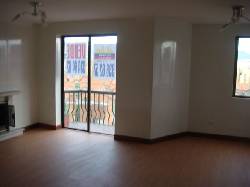 Apartamento remodelado en Ciudad Salitre Bogot Bogot, Colombia