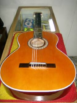 guitarra supercombo $80.000 guitarra+forro+ua BOGOTA, COLOMBIA