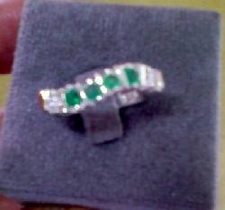 ANILLO EN PLATA CON ORO Y ESMERALDAS bogota, colombia