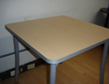 1 Mesa Estilo 80 x 80   En Excelente Estado! Medelln, Colombia