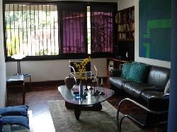 Alquiler apartamento Calle La Cinta, Las Mercedes Caracas, Vanezuela