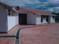 La Mesa Conjunto Cerrado, Hermosa Casa La Mesa ( cund ), Colombia