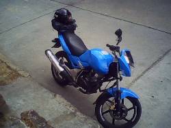 SE VENDE MOTOCICLETA CBF150 !!! BOGOTA, COLOMBIA