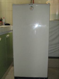 SE VENDE NEVERA MARCA CHALLENGER DE 9