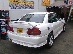 VENDO MITSUBISHI LANCER lima, peru