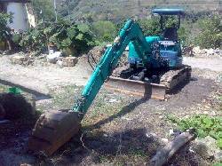 MINI-RETRO KOMATSU PC40, NEGOCIBLE O CEDO LESING BOGOTA, COLOMBIA