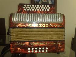 VENDO ACORDEON HOHNER CORONA III medellin, colombia