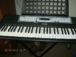 vendo hermosa organeta yamaha Bogota, Colombia