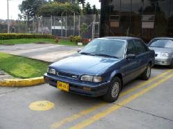 vendo mazda 323 bogota, colombia