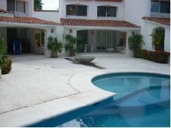 VILLA ESTILO MEXICANO EN CAMPO DE GOLF zihuatanejo, mexico