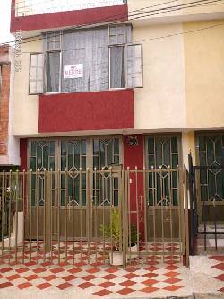 Fusagasuga Hermosa Casa en Cooviprof Bogota, Colombia