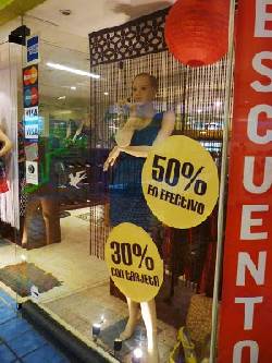 Venta de Ropa de Dise�o y accesorios para gente mo Lima, Per�
