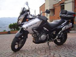 vendo Vstrom 1000 modelo 2005 medellin, colombia