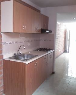 VENNDO CASA CONJUNTO CERRADO PEREIRA, COLOMBIA