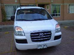 Hyunday starex 12 pas. 2008 $60000.000 Bogota, Colombia