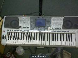 VENDO TECLADO YAMAHA PSR 2000 Bucaramanga, colombia
