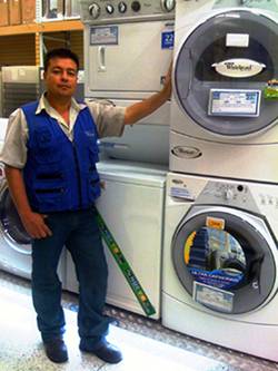    Directo en casa Whirlpool Tel 6 88 57 46 BOGOTA, COLOMBIA