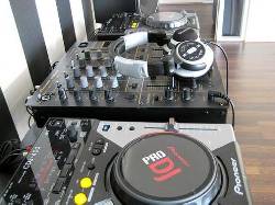  2x PIONEER CDJ 1000 MK3 & 1 Pioneer DJM-800 Mixer IL, USA