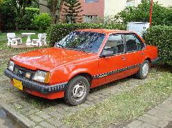 VENDO CHEVROLET MONZA MODELO 87 cali, colombia