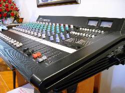 CONSOLA YAMAHA EMX 2300 VENDO bogota, colombia