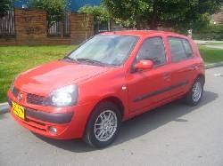 RENAULT CLIO MODELO 2006 bogota, colombia