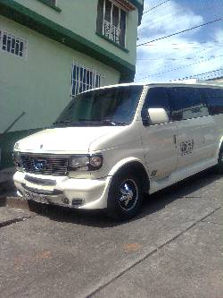 VENDO FORD AEROVAN PEREIRA, COLOMBIA